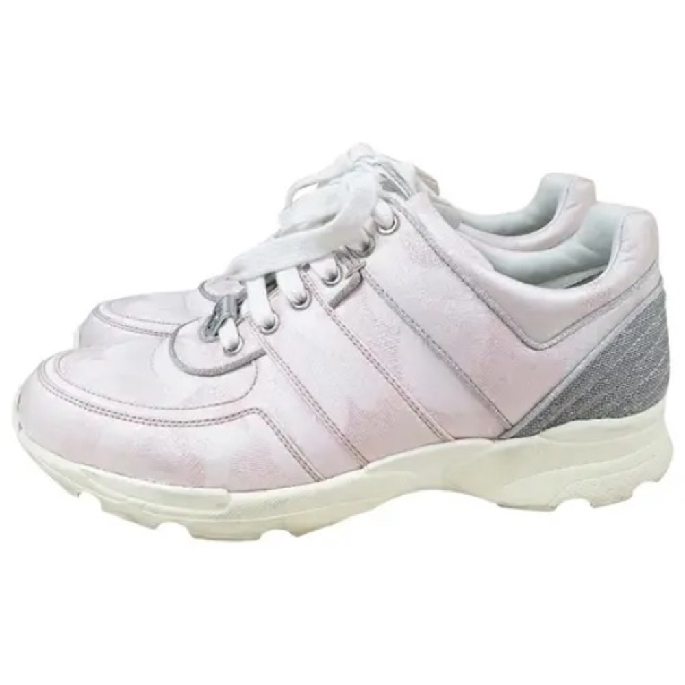 Vintage Chanel sneakers 2015